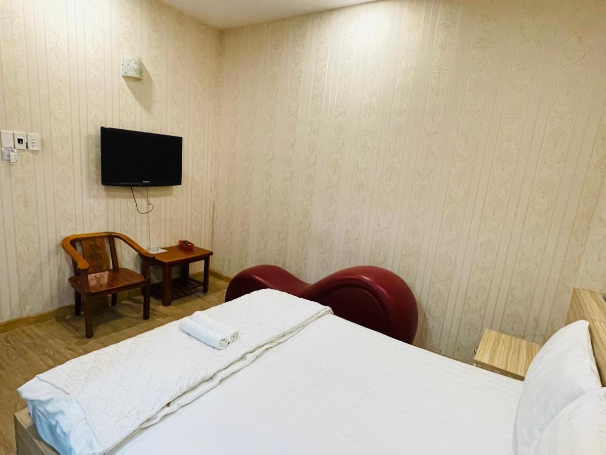 Hotel Quynh Anh Хошимин Экстерьер фото